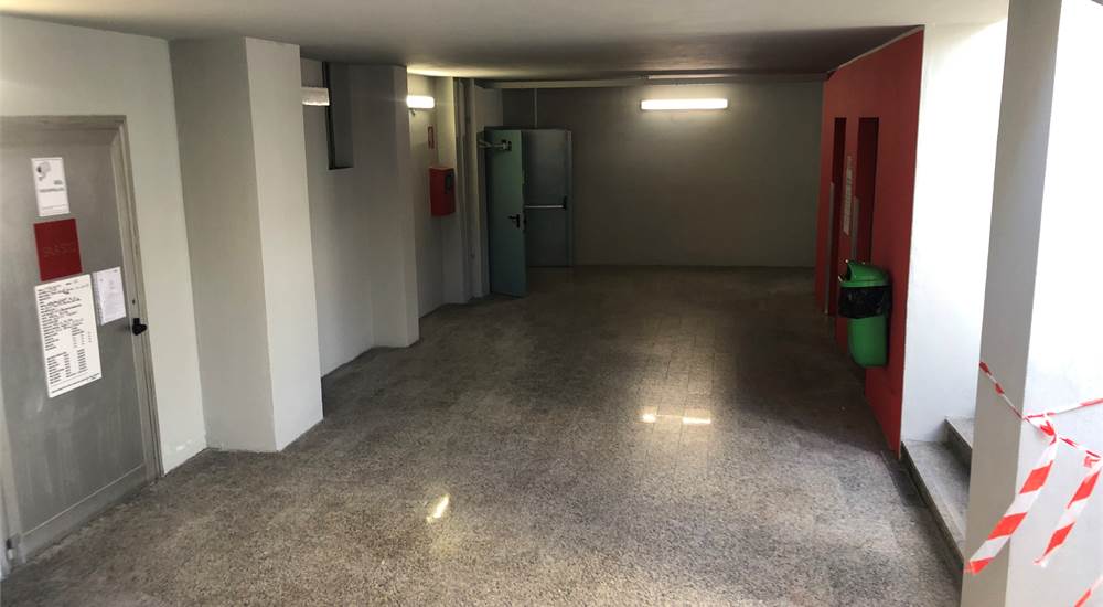 Centro Copmmerciale Omegna ingresso