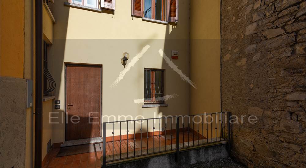 secondo ingresso